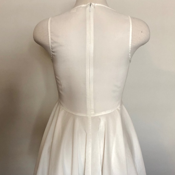 Very J Sleeveless White Hi-Low Top - Picture 6 of 10